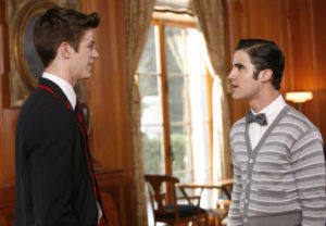 305GleeEP305_Scene14BlaineInvitesBoys_0013