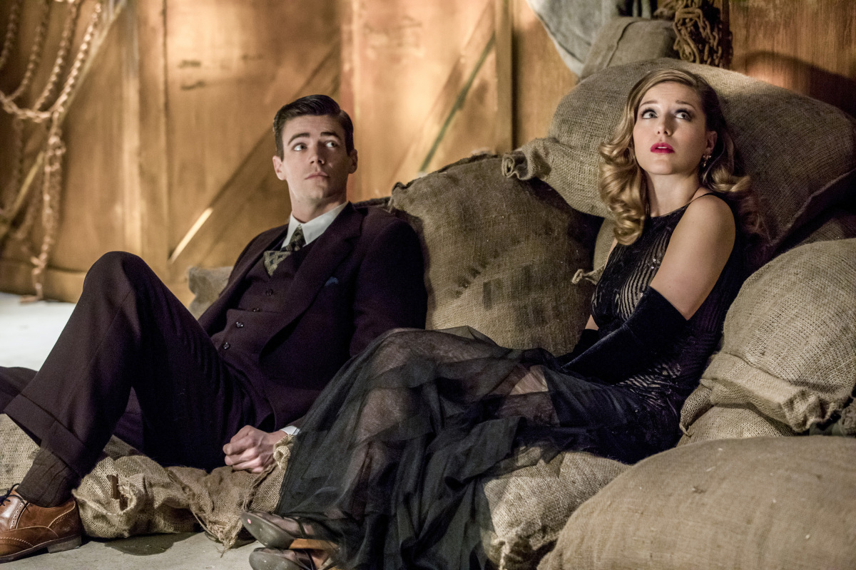 The Flash -- &quot;Duet&quot; -- FLA317c_0045b.jpg -- Pictured (L-R): Grant...